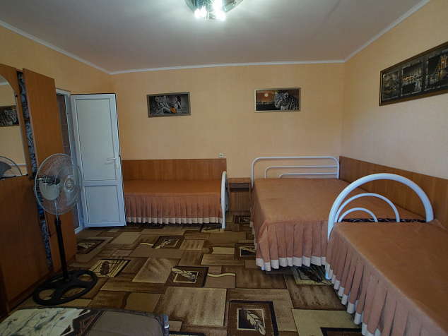Пятиместный номер (балкон)